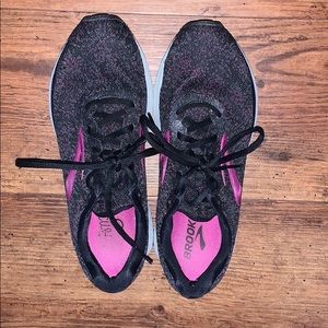 Brooks Launch running shoes